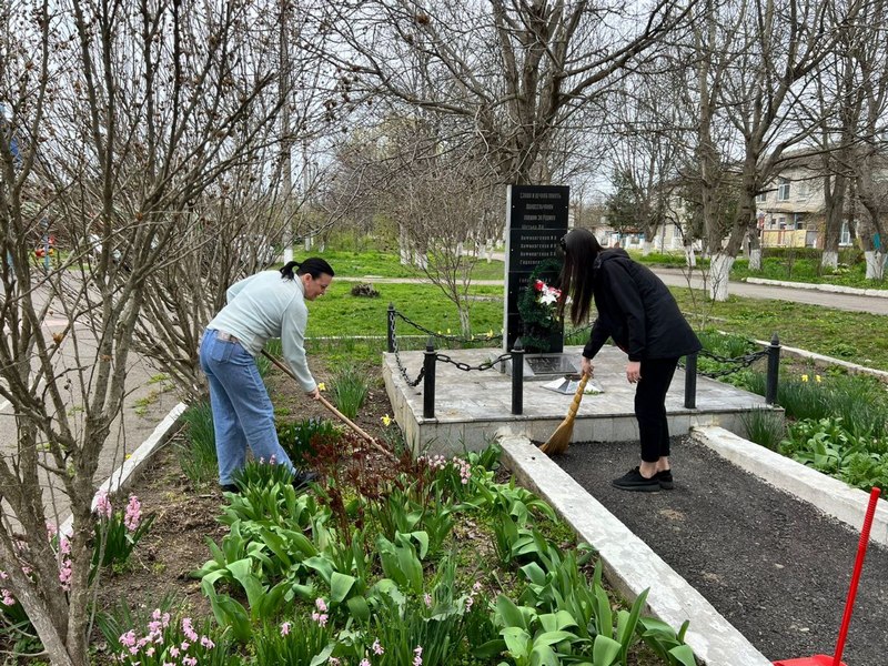 В Георгиевском округе продолжаются субботники.