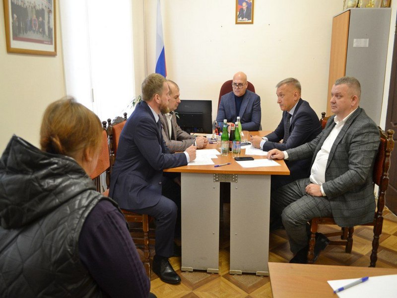 Прием граждан в селе Новозаведенном.