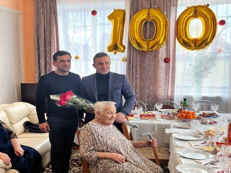 100 доблестных лет!.