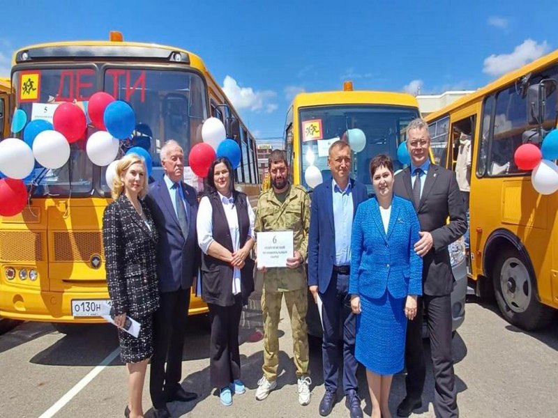 Новый автобус в школу Георгиевского округа!.