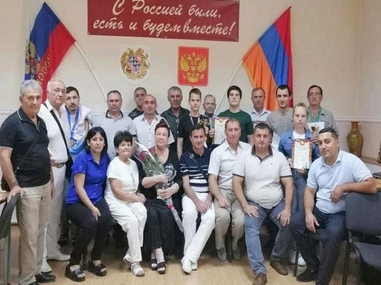 В Георгиевске прошел турнир по шахматам памяти Юрия Аветисянца. В Георгиевске прошел турнир по шахматам памяти Юрия Аветисянца.