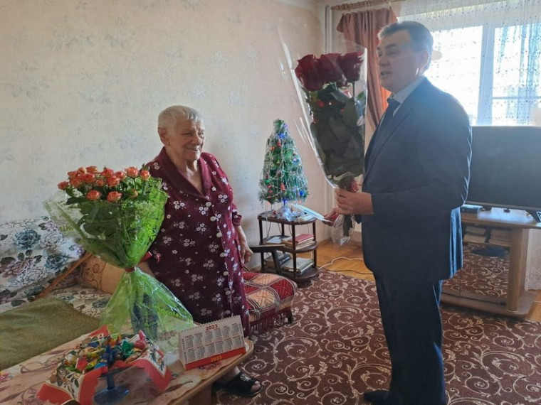 С юбилеем!. С юбилеем!.