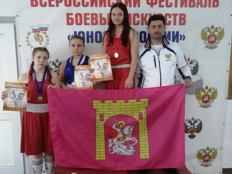 Георгиевские спортсменки взяли первые места на первенстве СКФО по боксу!. Георгиевские спортсменки взяли первые места на первенстве СКФО по боксу!.