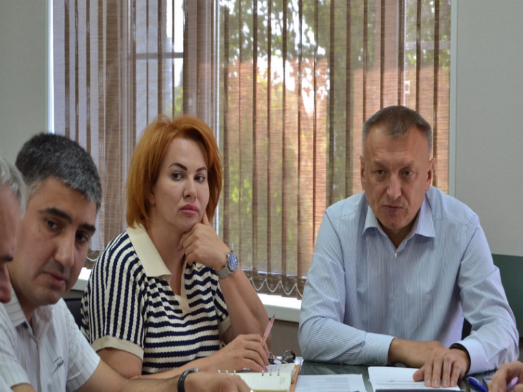 На контроле главы округа. На контроле главы округа.