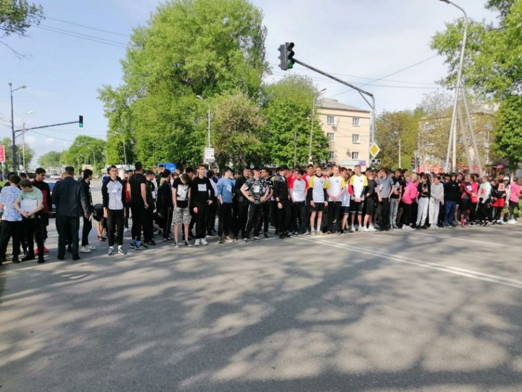 Массовый пробег в преддверии Дня Победы прошел в Георгиевске!. Массовый пробег в преддверии Дня Победы прошел в Георгиевске!.