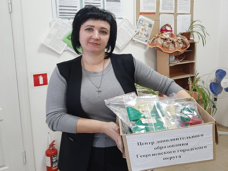 Новогодние подарки воинам. Новогодние подарки воинам.