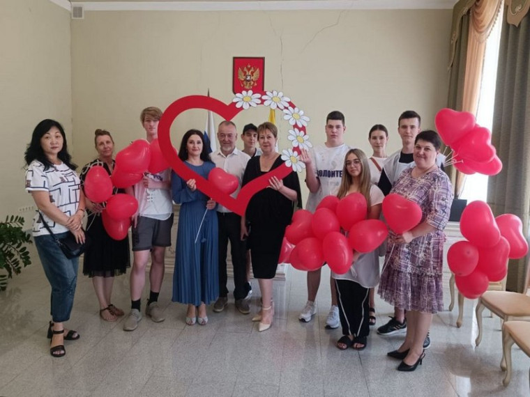 Я люблю СЕМЬю. Я люблю СЕМЬю.